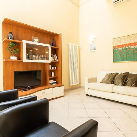 Palazzo Ghibellina 3 By Rental In Флоренция Экстерьер фото