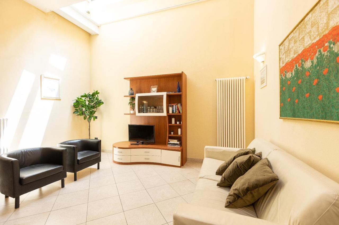 Palazzo Ghibellina 3 By Rental In Флоренция Экстерьер фото