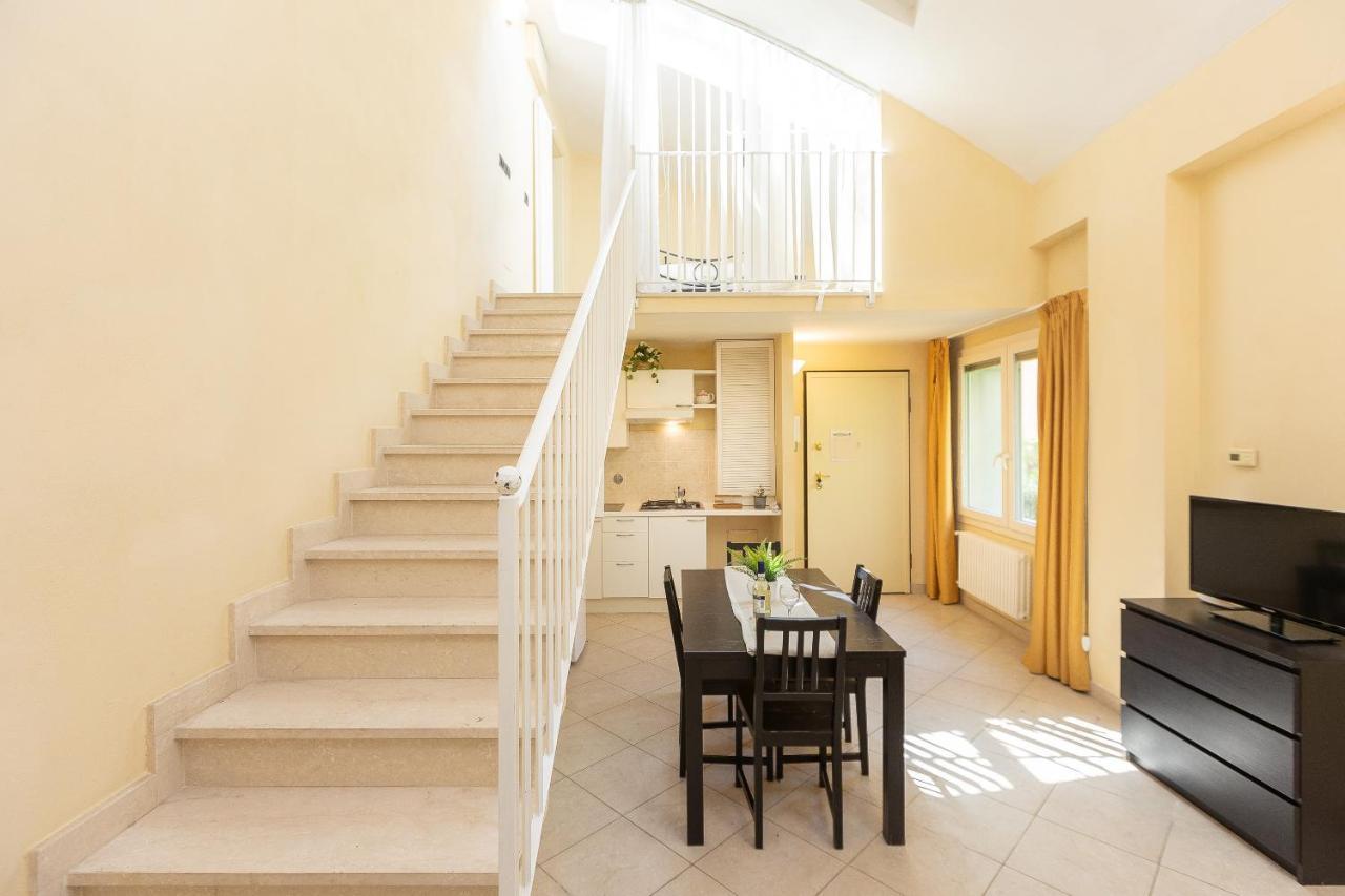 Palazzo Ghibellina 3 By Rental In Флоренция Экстерьер фото
